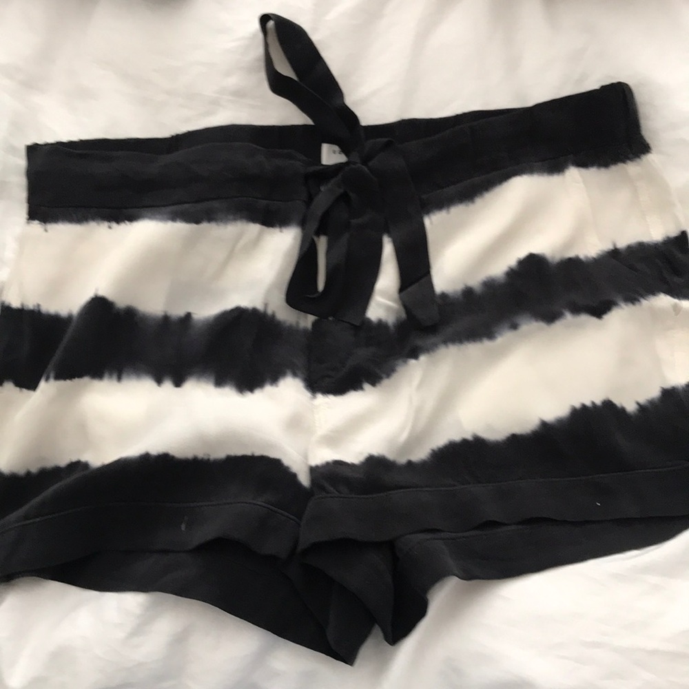 Equipment shorts
